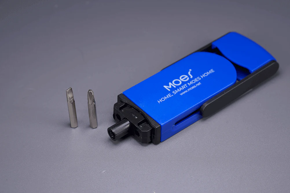 Multi-functional Screwdriver - Image 9